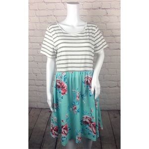 Stripe Floral Short Sleeve Dress NWTs Size L